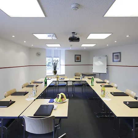 Fred Hauptbahnhof Hotel 3*