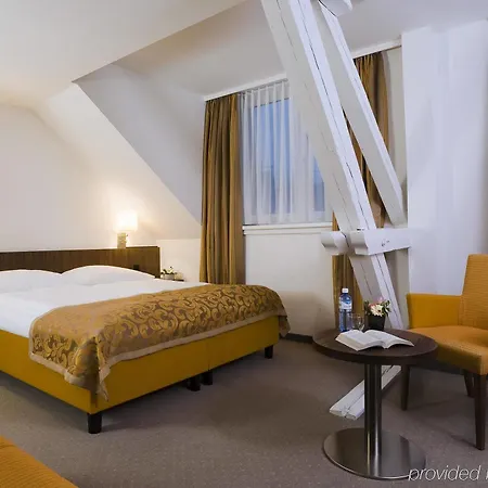 Fred Hauptbahnhof 3* Zurich