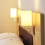 Fred Hauptbahnhof - Self Check-in Hotell 3*