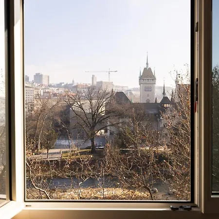 Fred Hauptbahnhof Szálloda