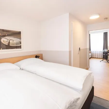 Fred Hauptbahnhof Szálloda 3*