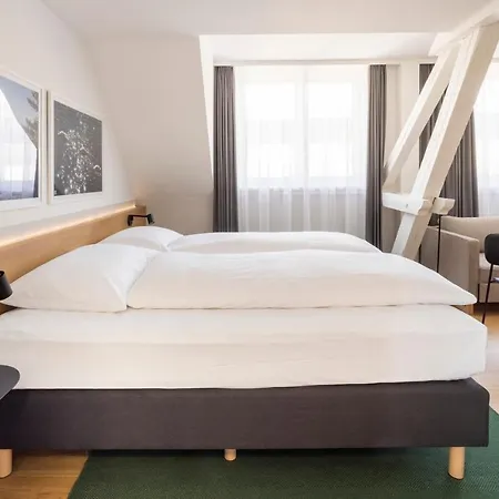 Szálloda Fred Hauptbahnhof 3*