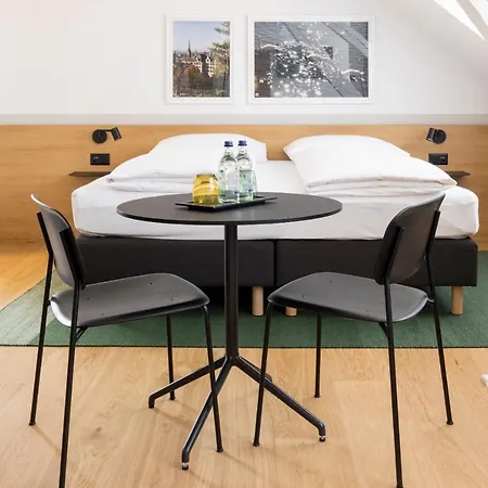 Fred Hauptbahnhof 3* زيورخ