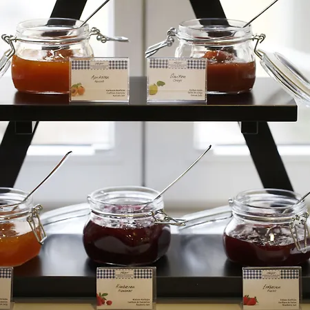 Fred Hauptbahnhof Hotell