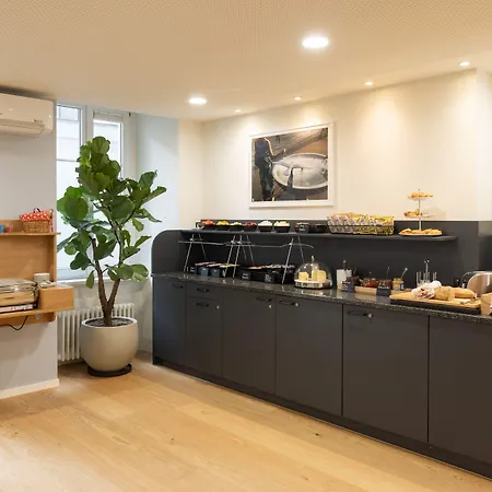 Fred Hotel Hauptbahnhof - Self Check-In 3*