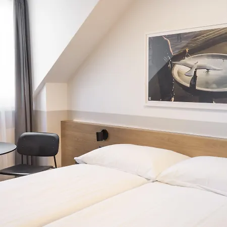 Fred Hauptbahnhof Hotell