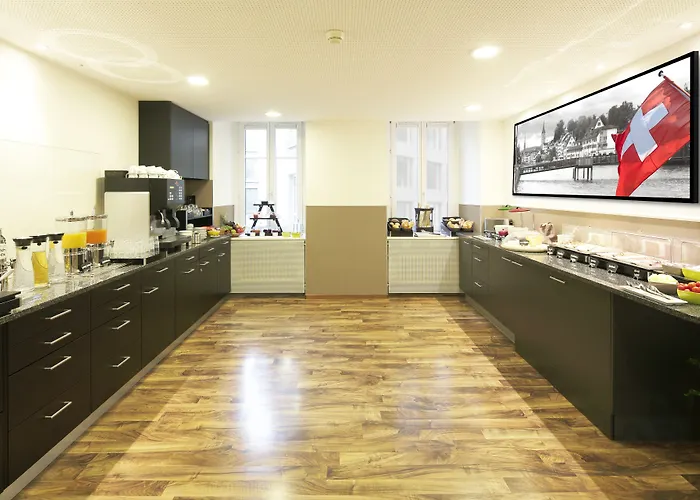 Fred Hauptbahnhof Hotel