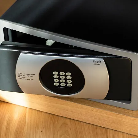 Fred Hotel Hauptbahnhof - Self Check-In Готель