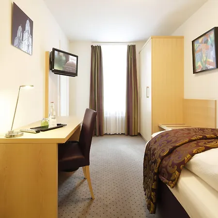 Walhalla Hotel Hotel 3*