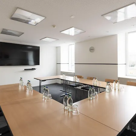 Fred Hotel Hauptbahnhof - Self Check-In Готель